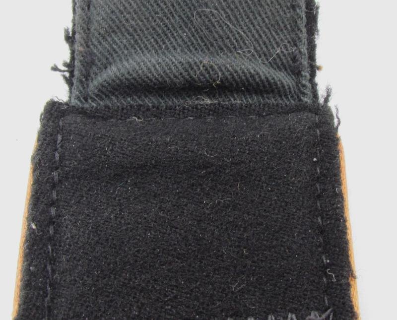 Waffen-SS Reconnaissance (Aufklärung) EM/NCO Shoulder Board — image 7