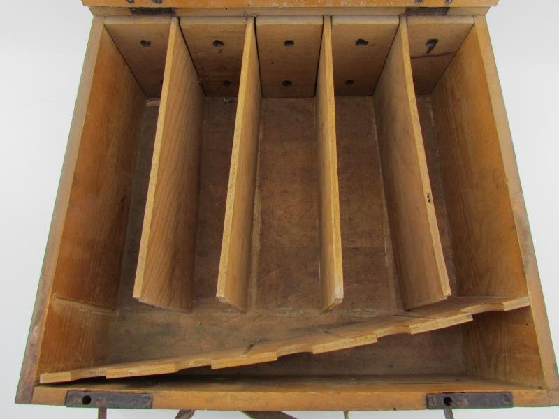 Transport Box Wehrmacht 'Stock and Accessories for Gas Indicators' — image 7