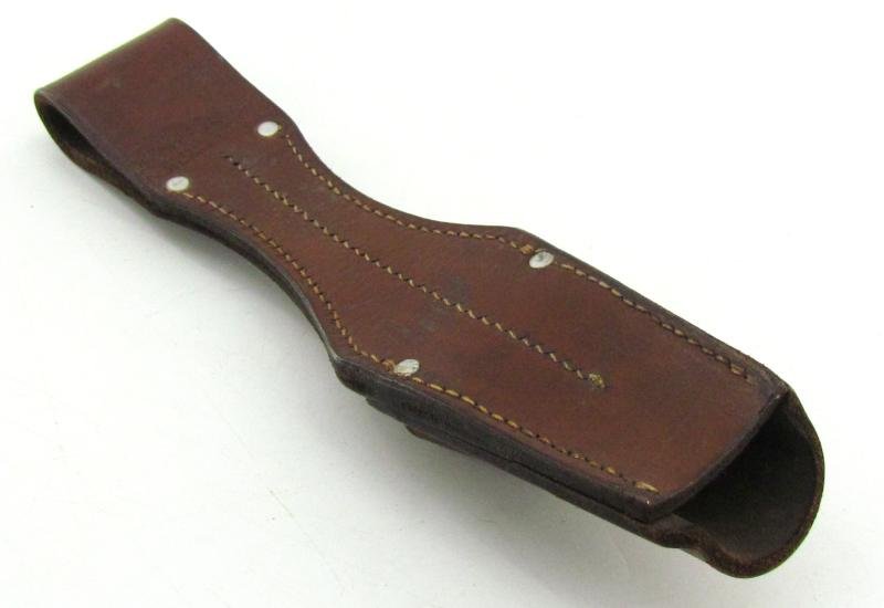 Early K98 bayonet frog in brown leather 1938 — image 7