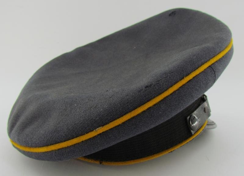 Luftwaffe Flight EM/NCO's Visor Cap — image 17