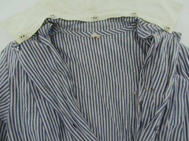 DRK 'Helferin' Uniform Complete with Shoes — image 14