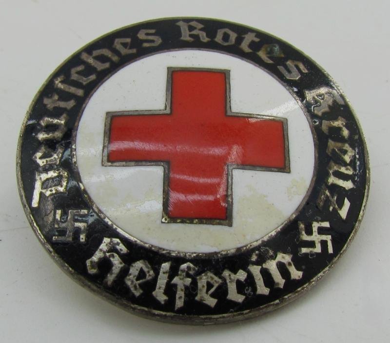 Deutsches Rotes Kreuz (DRK) Helferin Badge — image 3