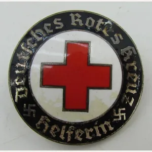 Deutsches Rotes Kreuz (DRK) Helferin Badge