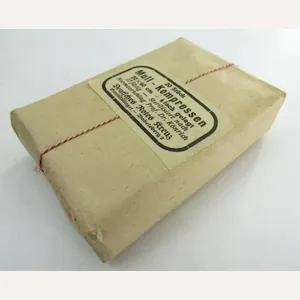 Deutsches Rotes Kreuz (DRK) 20 'gauze compresses' 1942