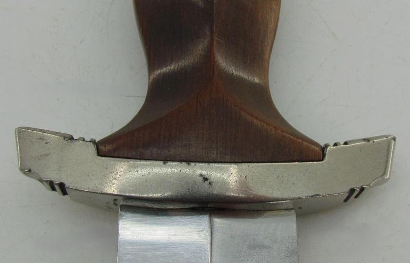 SA Dagger by M7/33 – F.W. Höller with Three Piece Hanger — image 9