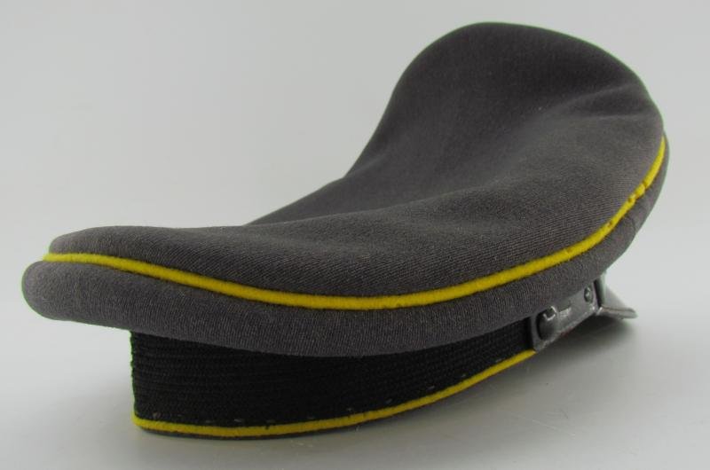 Luftwaffe EM/NCO visor cap for Pilot or Fallschirmjäger — image 15