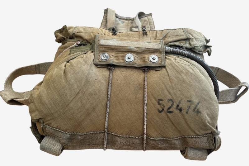 Luftwaffe Fighterpilot Seat with Parachute and harness — image 10