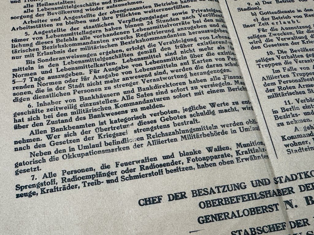 Original WWII Russian-German Battle of Berlin Nr. 1 announcement poster April 1945 — image 9