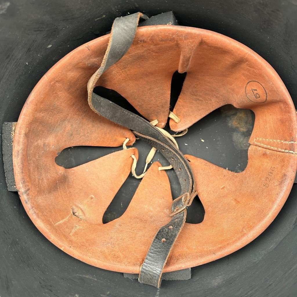 Original WWII Danish M23/41 helmet — image 7