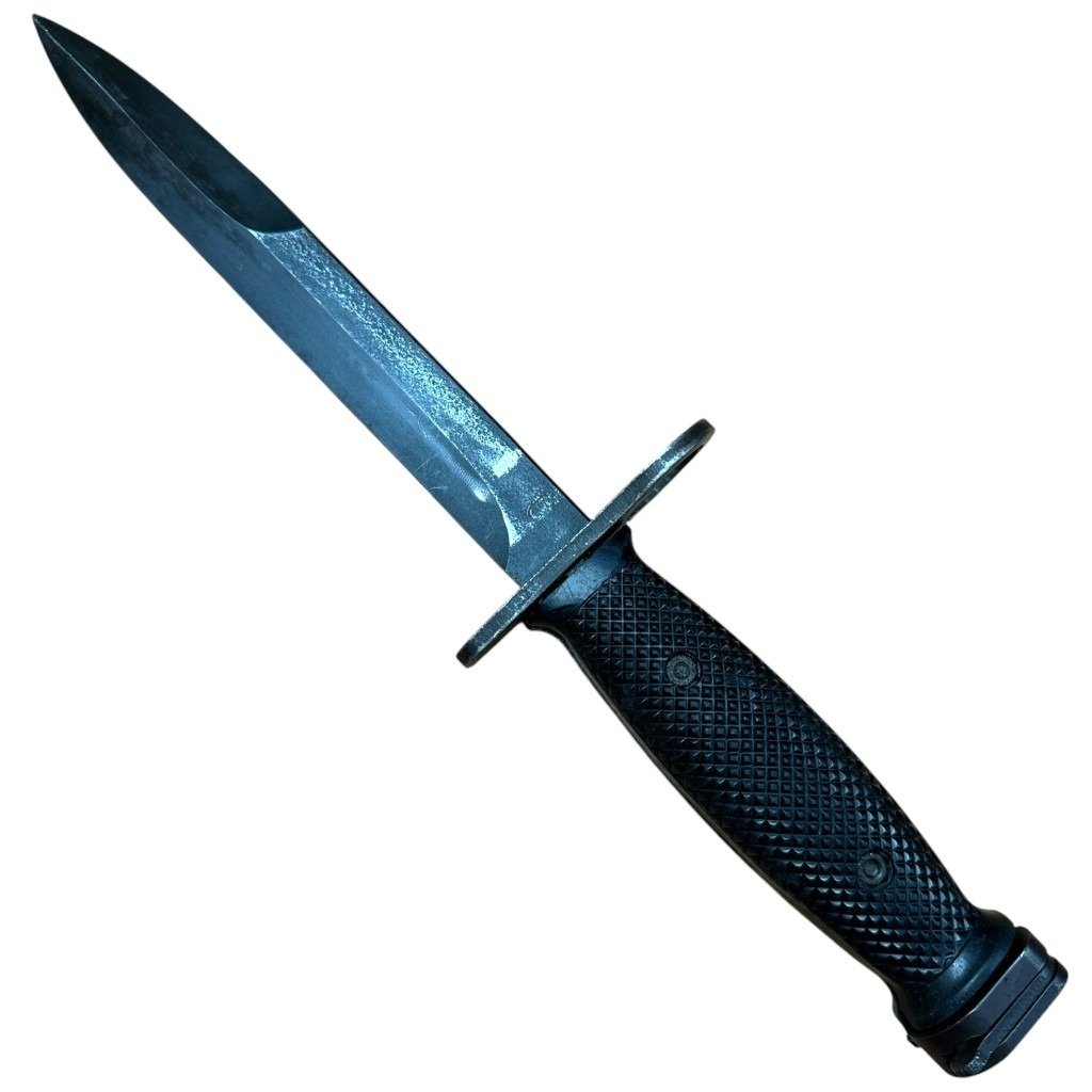 Original Vietnam War era US M7 bayonet by Colt — image 5