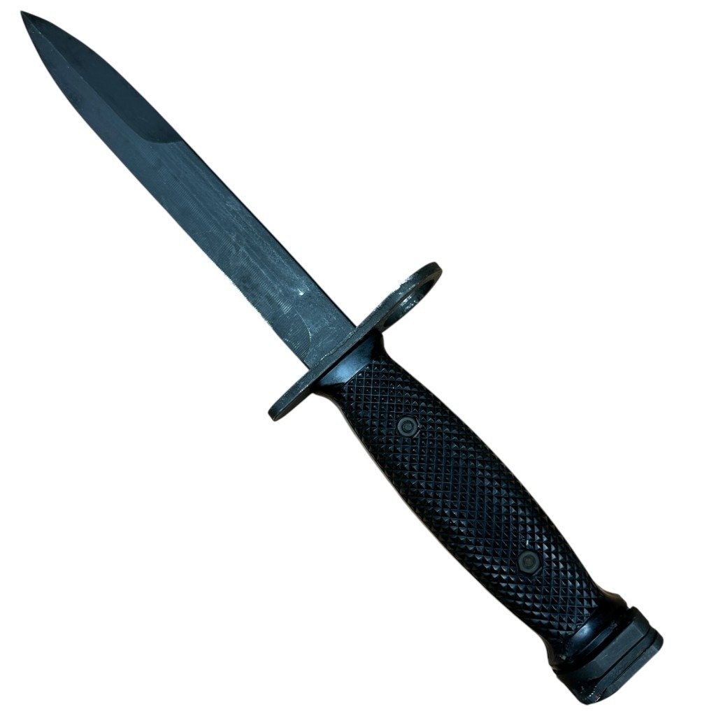 Original Vietnam War era US M7 bayonet by Colt — image 4