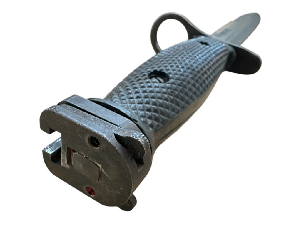 Original Vietnam War era US M7 bayonet by Colt's — image 5