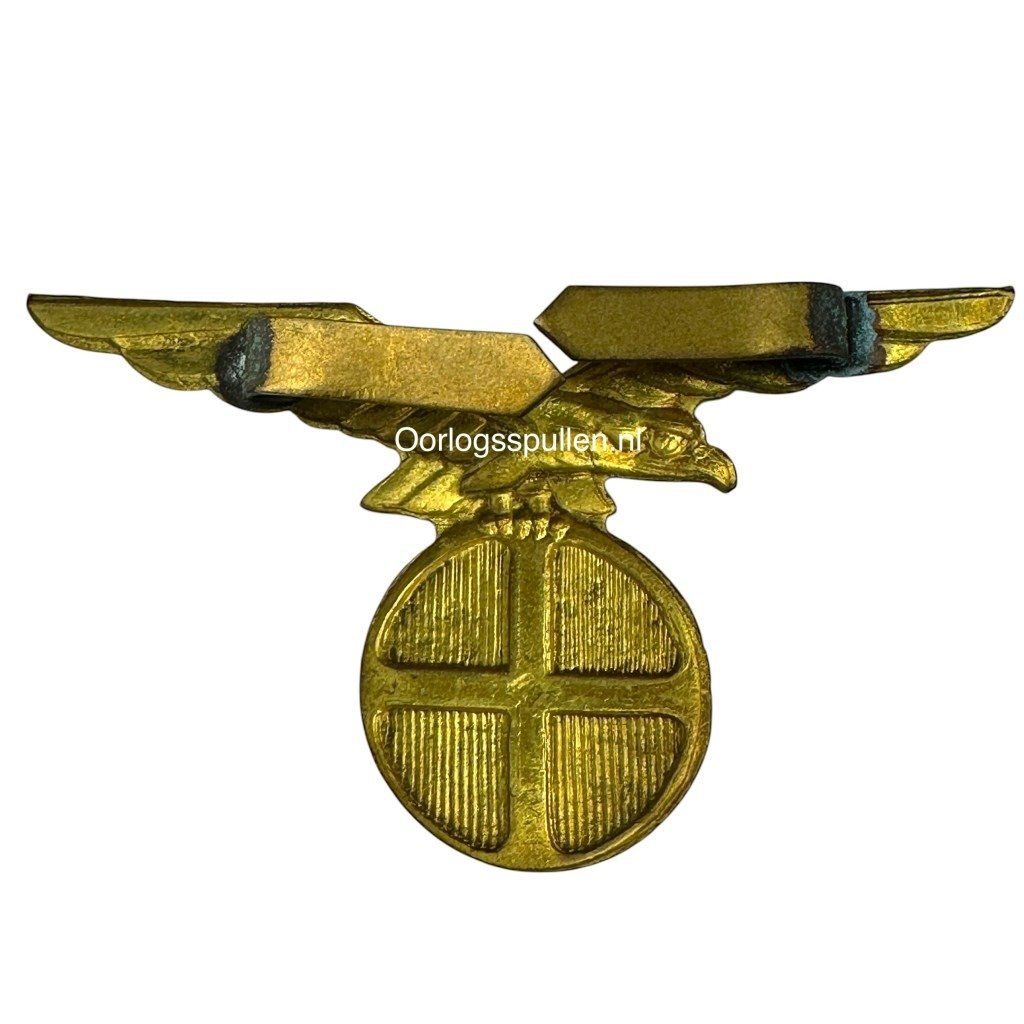 Original WWII Norwegian Nasjonal Samling cap eagle — image 3