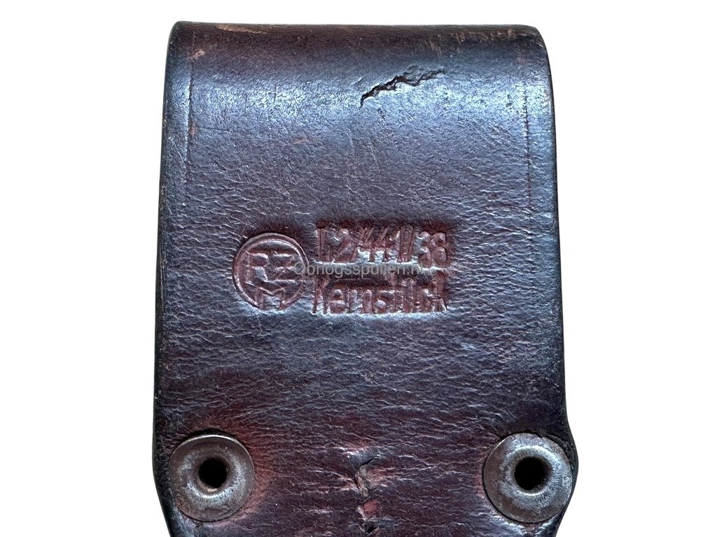 Original WWII German Hitlerjugend NPEA stellgehang frog for Napola dagger — image 3