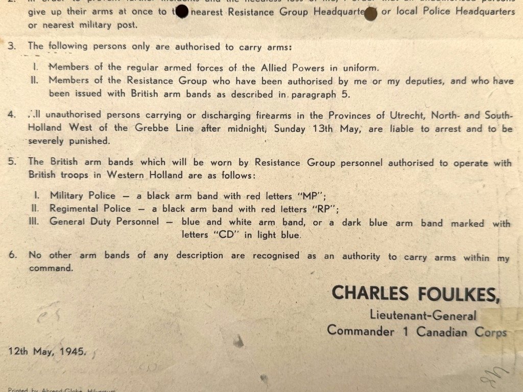 Original WWII Canadian poster regarding firearms in the Netherlands in 1945 — image 6