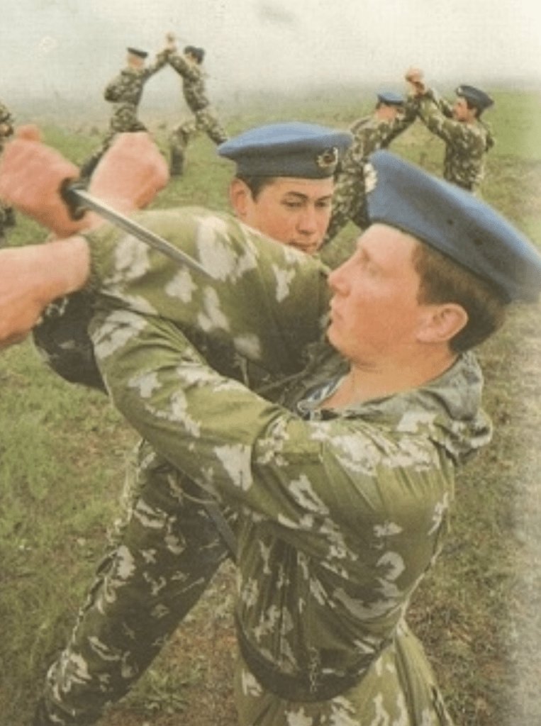 Original early Soviet/Bulgarian AK47 6×2 Bayonet – First Model — image 2