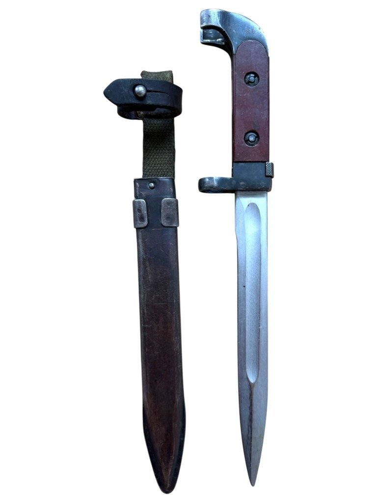 Original early Soviet/Bulgarian AK47 6×2 Bayonet – First Model — image 8