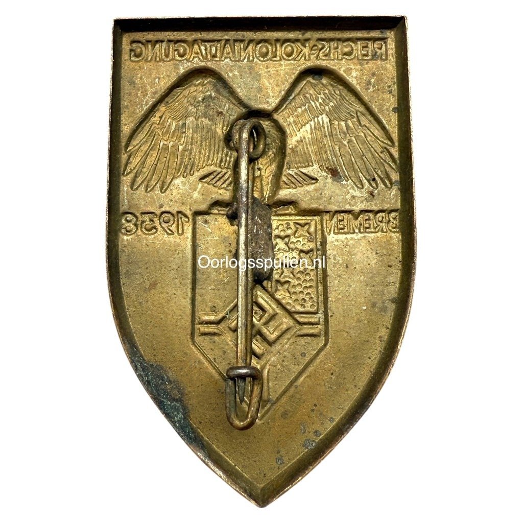 Original WWII German Reichskolonialtagung Bremen 1938 pin — image 2