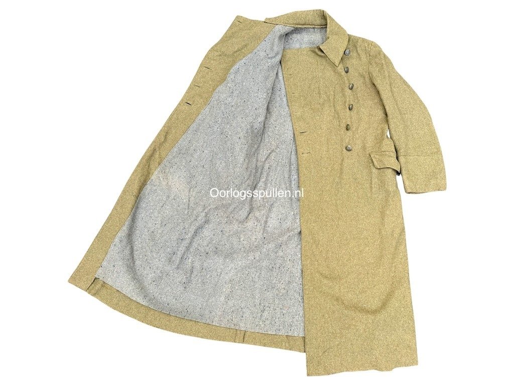 Original WWII Norwegian 'Arbeidstjeneste' overcoat — image 12