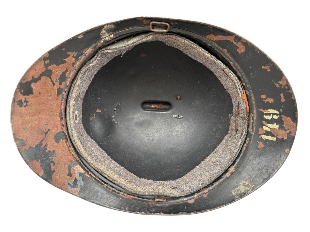 Original Pre 1940 Dutch 'Burgerwacht Gorinchem' M15 Adrian helmet — image 8