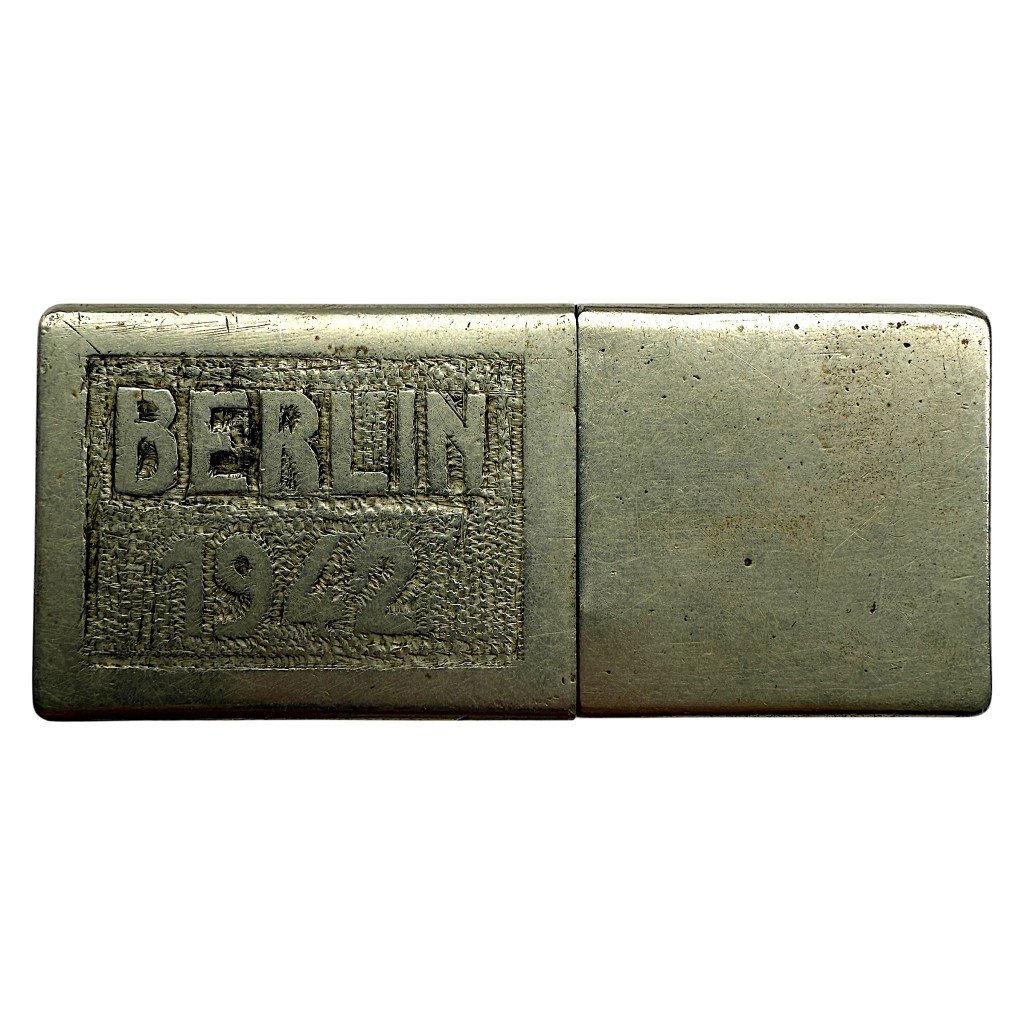 Original WWII German lighter Berlin 1942 — image 2