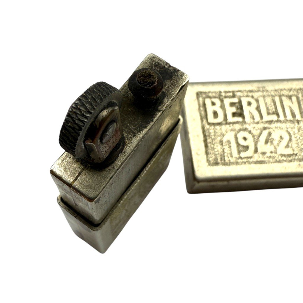 Original WWII German lighter Berlin 1942 — image 7