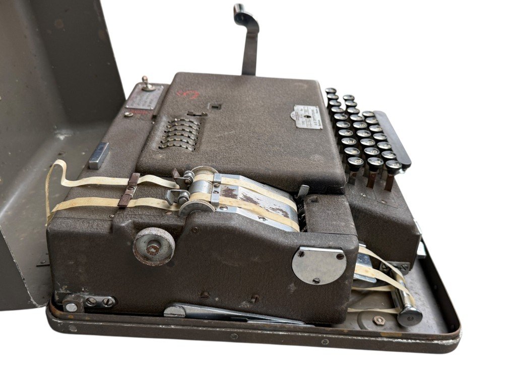 Original WWII Swedish Hagelin BC-543 cipher machine in case — image 20