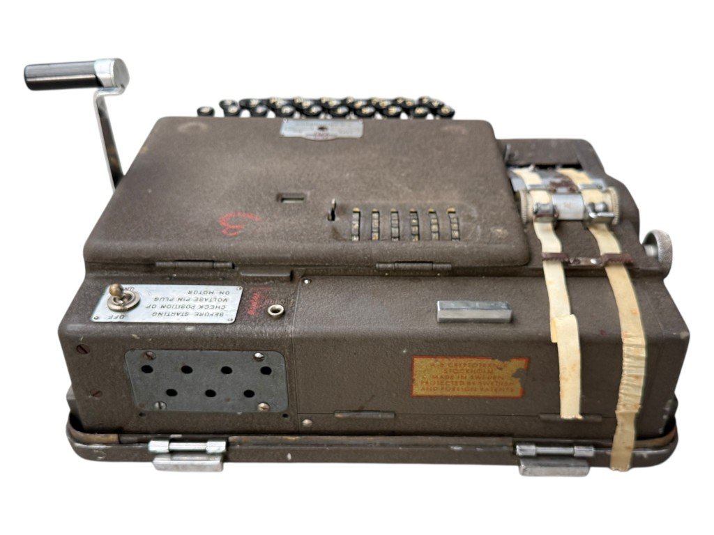Original WWII Swedish Hagelin BC-543 cipher machine in case — image 25