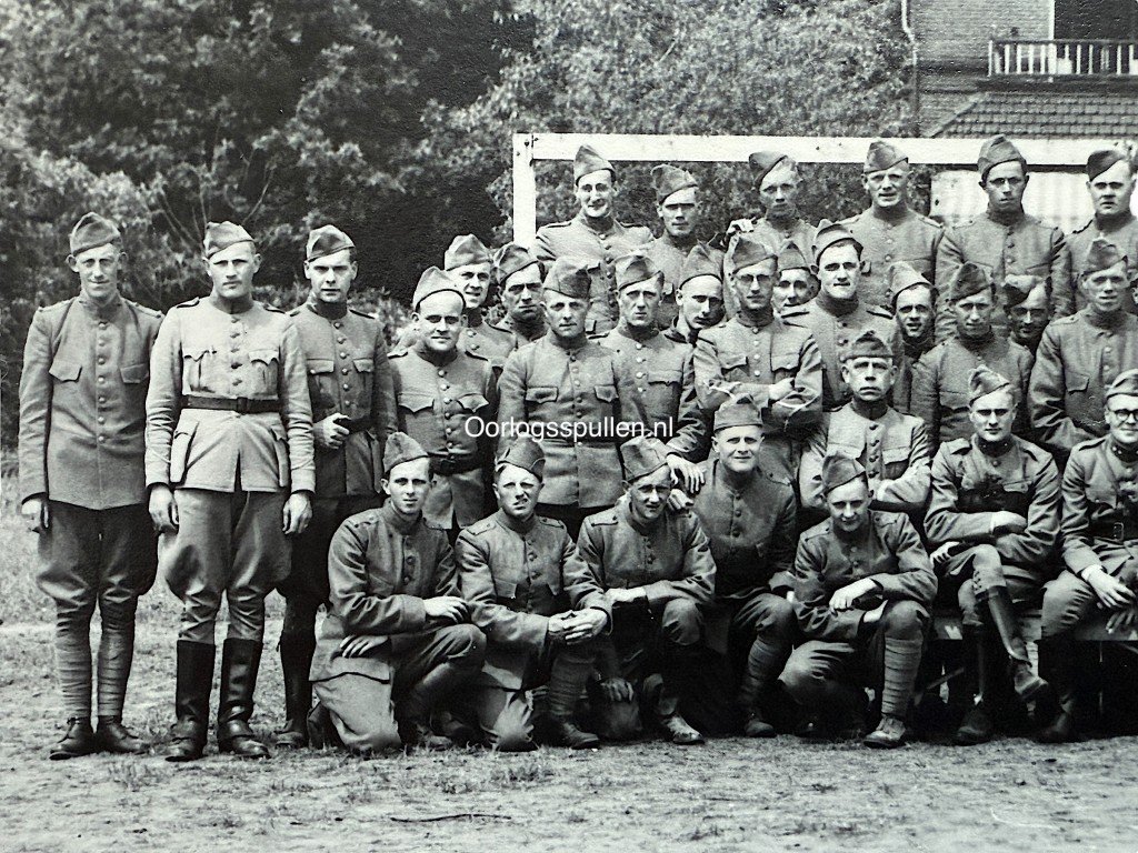 Original May 1940 Dutch army photo 15 R.A. — image 4