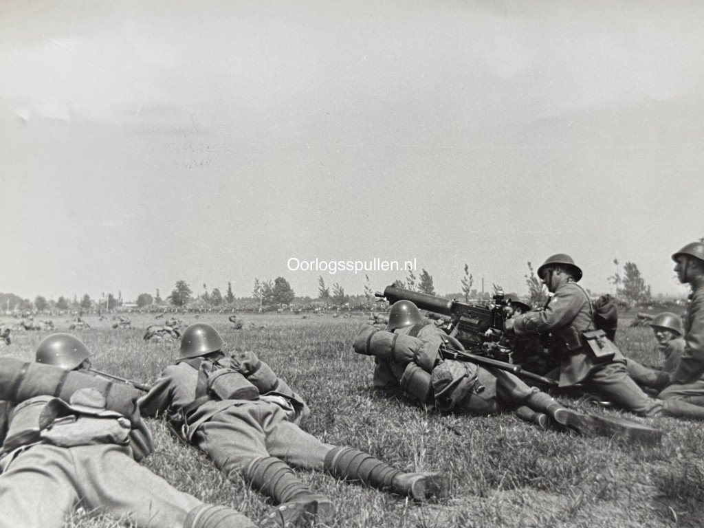 Original Pre 1940 Dutch army photo grouping Rotterdam (large size photos) — image 13