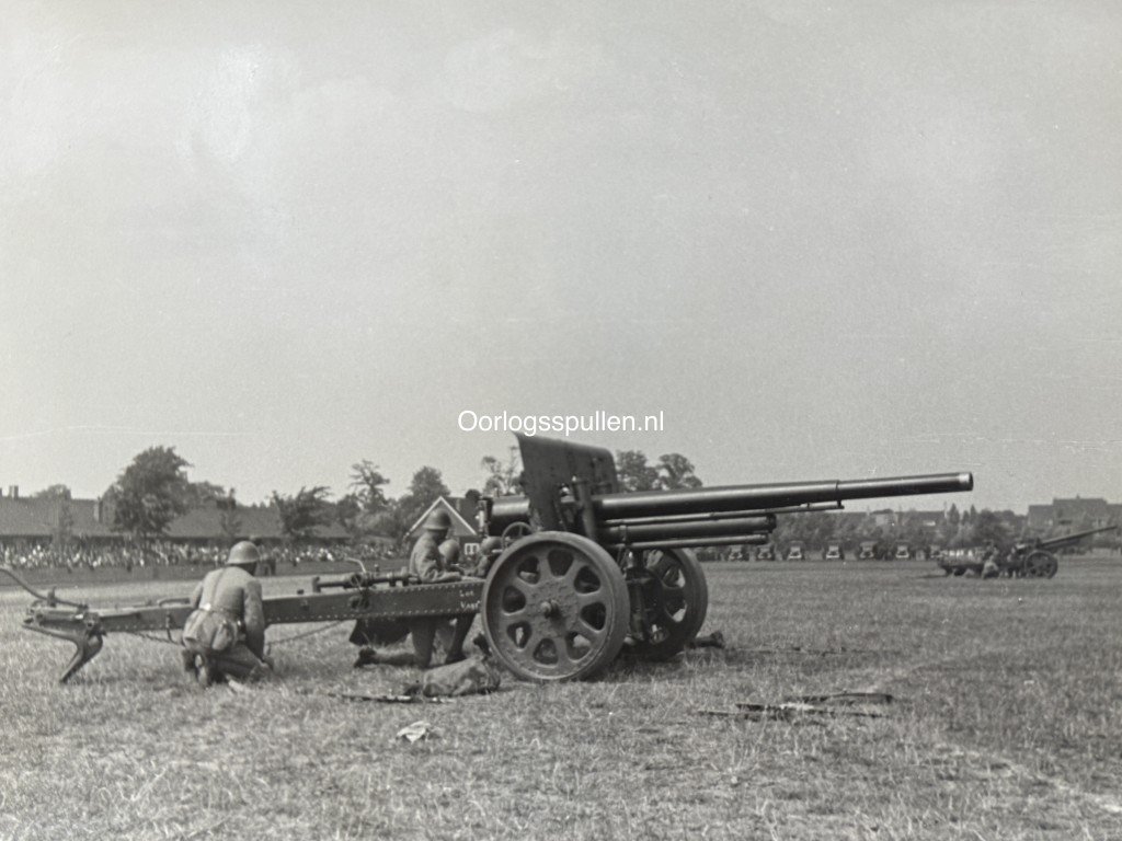 Original Pre 1940 Dutch army photo grouping Rotterdam (large size photos) — image 15