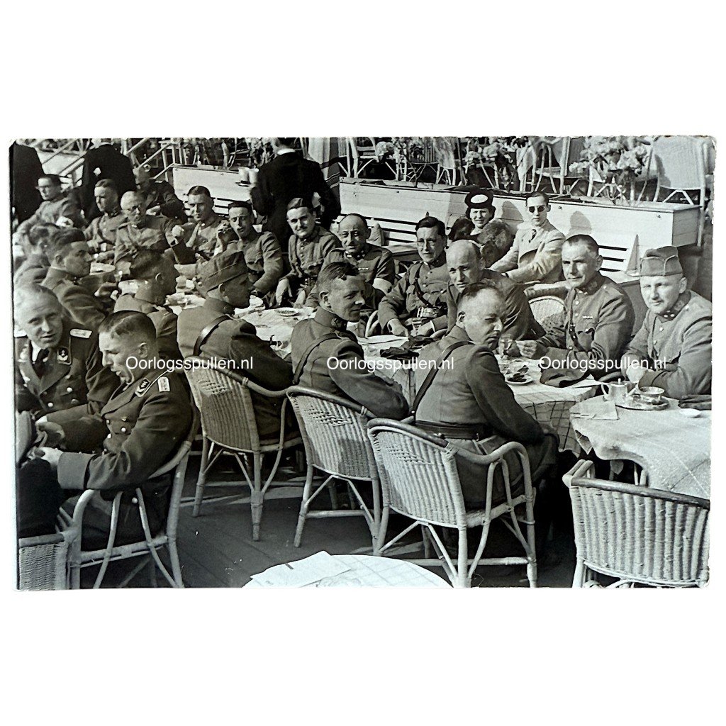 Original May 1940 Dutch photo Dutch army officers having a coffee with Luftwaffe officers — image 2