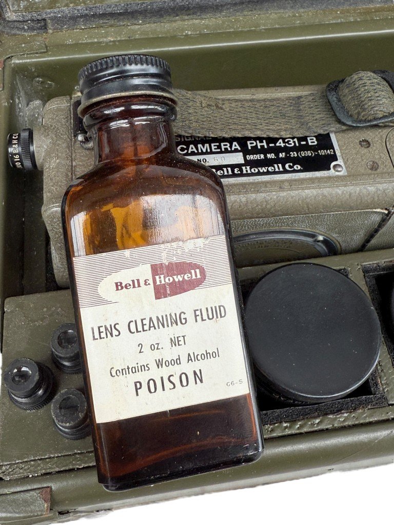 Original WWII US army signal corps PH-431-B camera in box — image 13