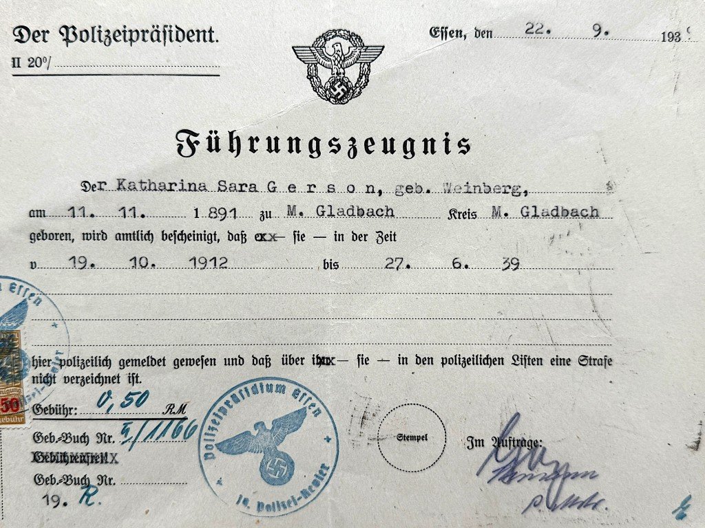 Original WWII German Führungszeugnis Essen/Mönchengladbach — image 2