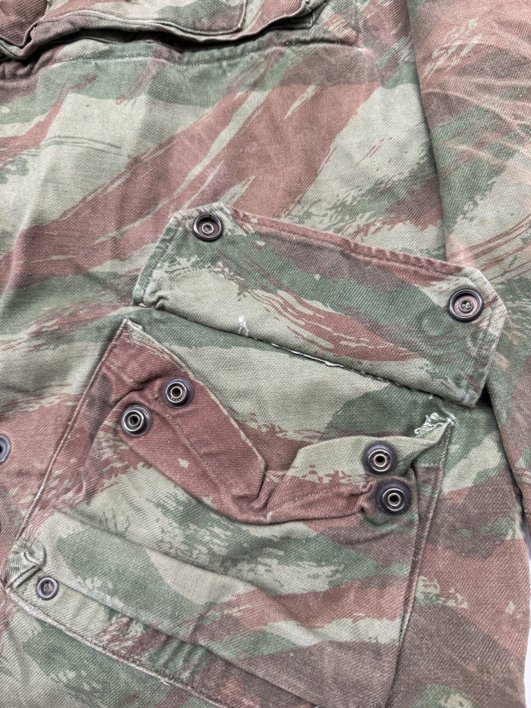 Original 1950s French Lizard Camo TAP 47/53 camouflage parachutists smock — image 3