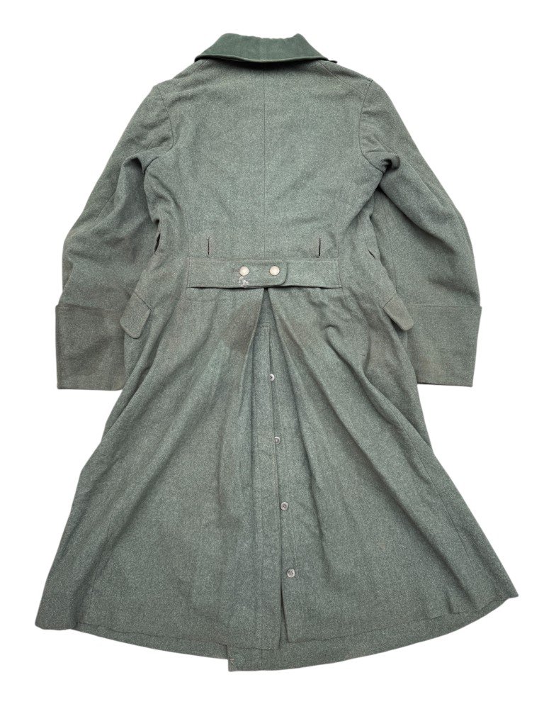 Original WWII German WH (Heer) overcoat Infanterie-Regiment 40 — image 11