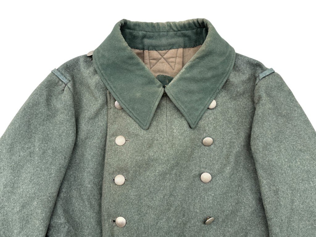 Original WWII German WH (Heer) overcoat Infanterie-Regiment 40 — image 2