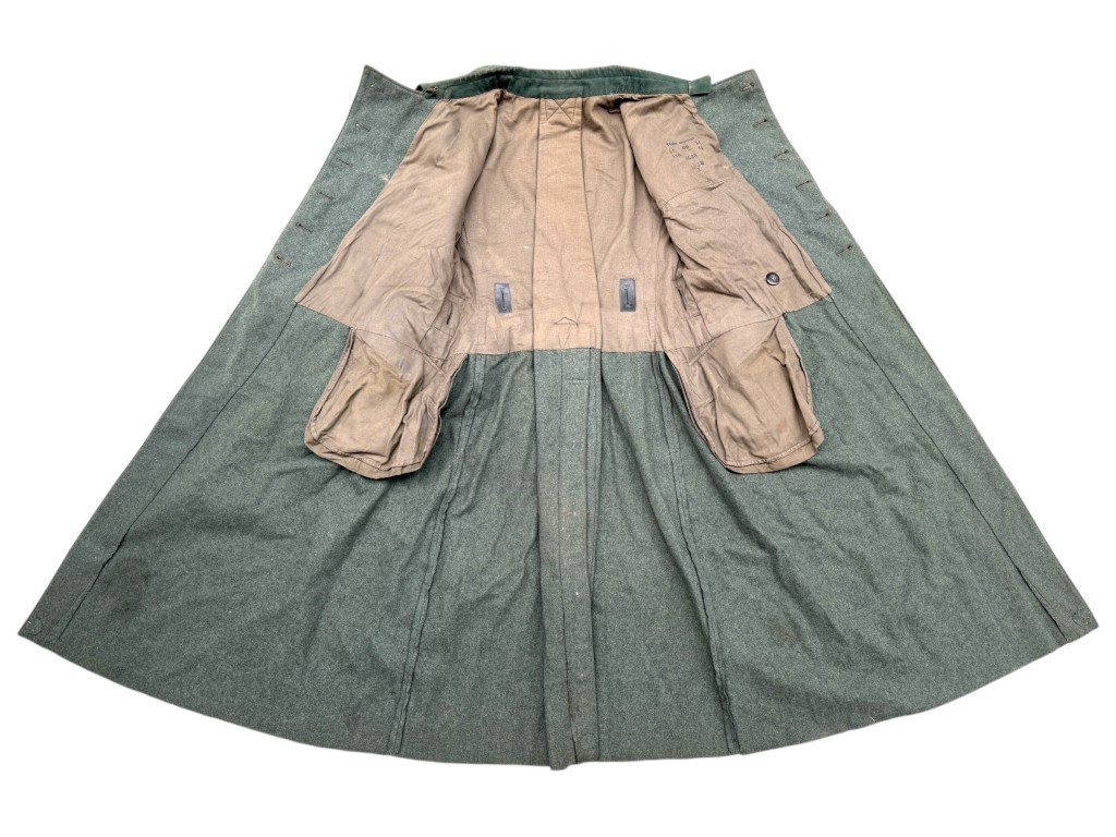 Original WWII German WH (Heer) overcoat Infanterie-Regiment 40 — image 8