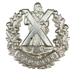 Original WWII British Queen's Own Cameron Highlanders cap insignia