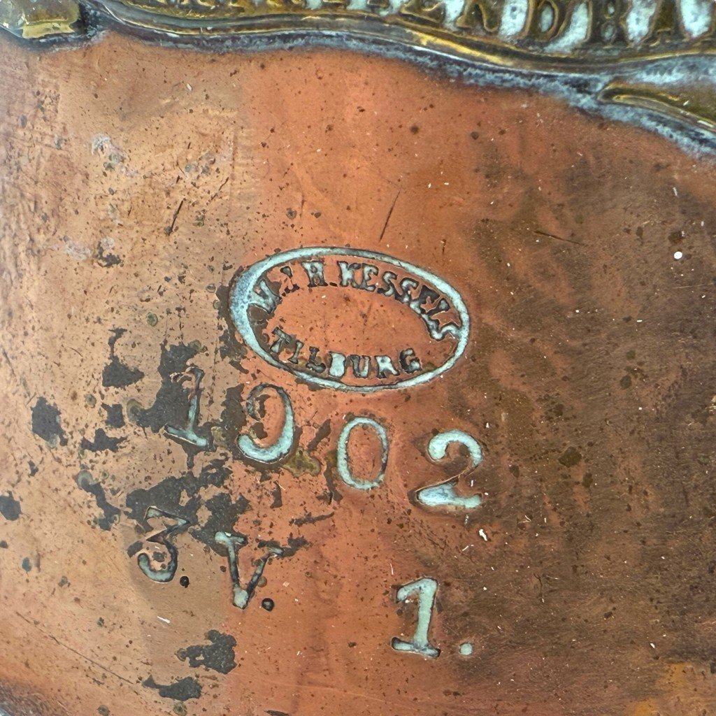 Original Pre 1940 Dutch army bugle — image 3