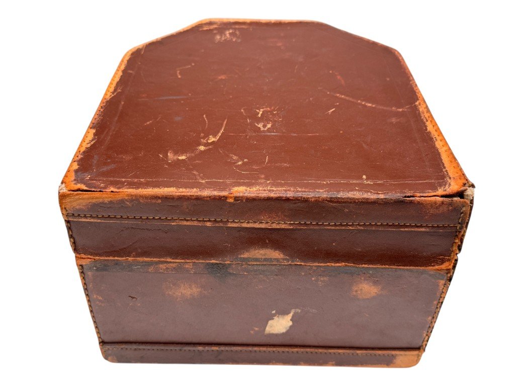 Original WWII US Bell & Howell Filmo 70-A film war correspondents camera — image 12