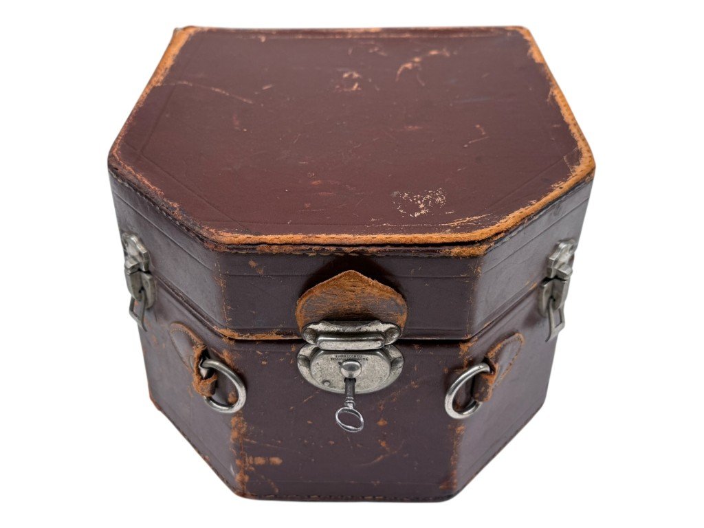 Original WWII US Bell & Howell Filmo 70-A film war correspondents camera — image 9