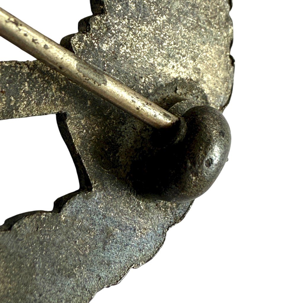 Original WWII German Luftwaffe Erdkampfabzeichen — image 6