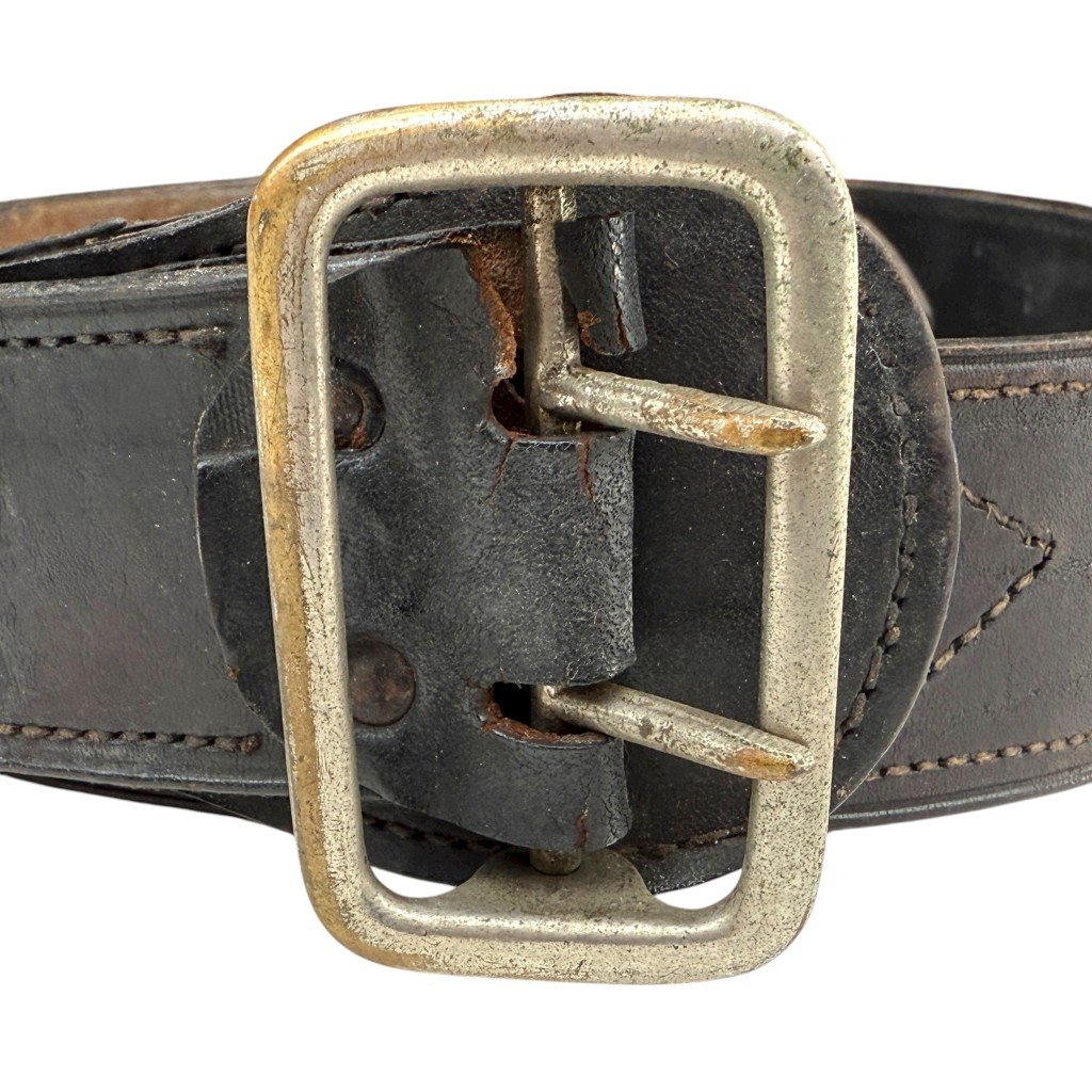Original WWII Dutch leather universal belt — image 3