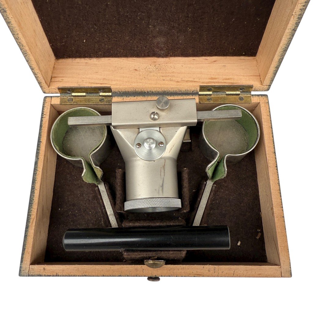 Original WWII German 'Bertrachtungslupe für Kleinbild-Aufnahmen' — image 3