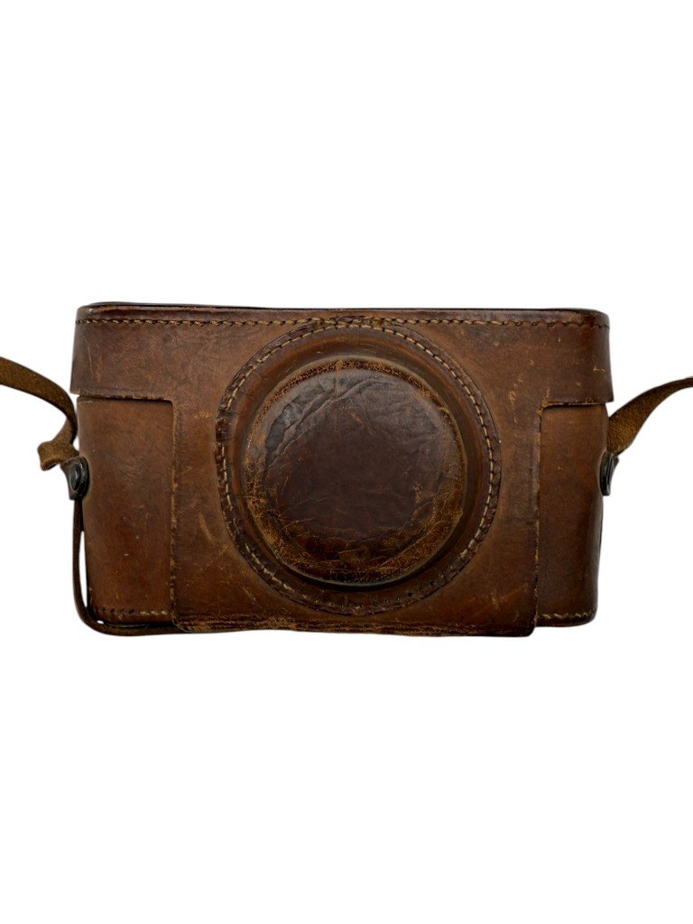 Original WWII German Kriegsmarine Leica camera by Ernst Leitz Wetzlar — image 12