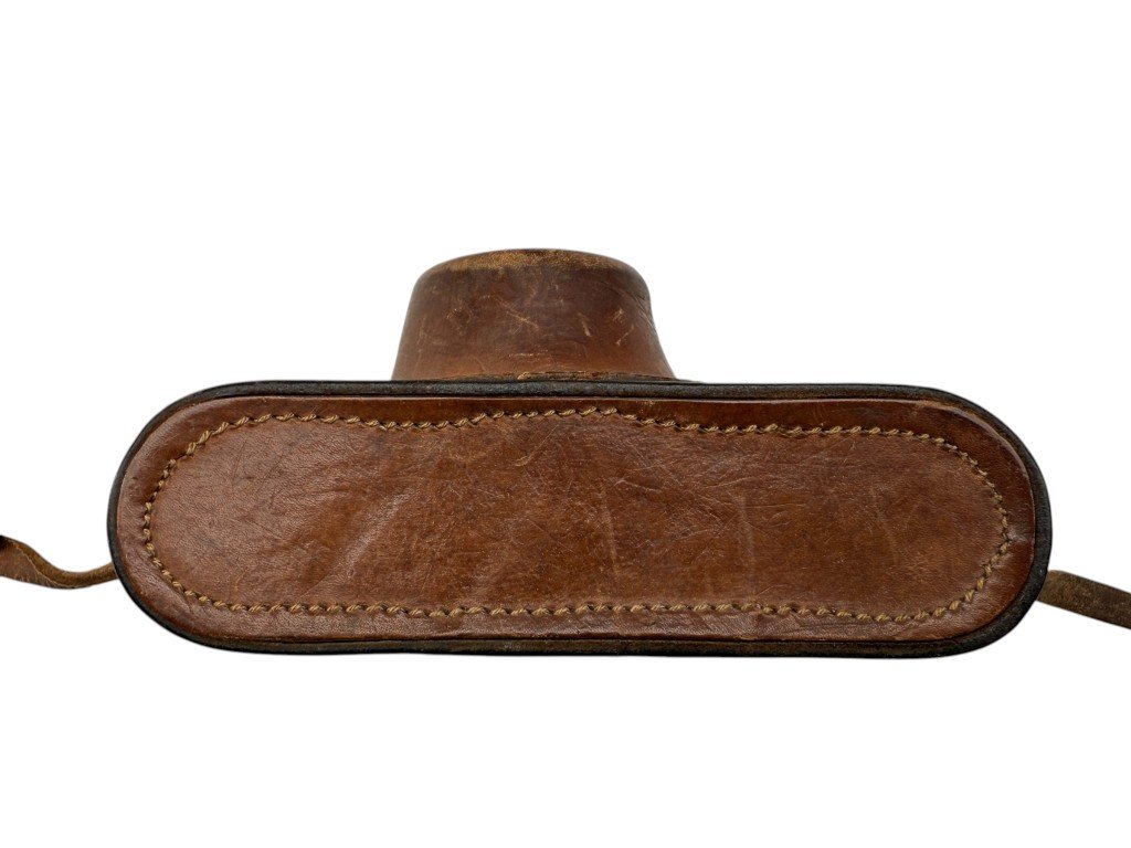 Original WWII German Kriegsmarine Leica camera by Ernst Leitz Wetzlar — image 15