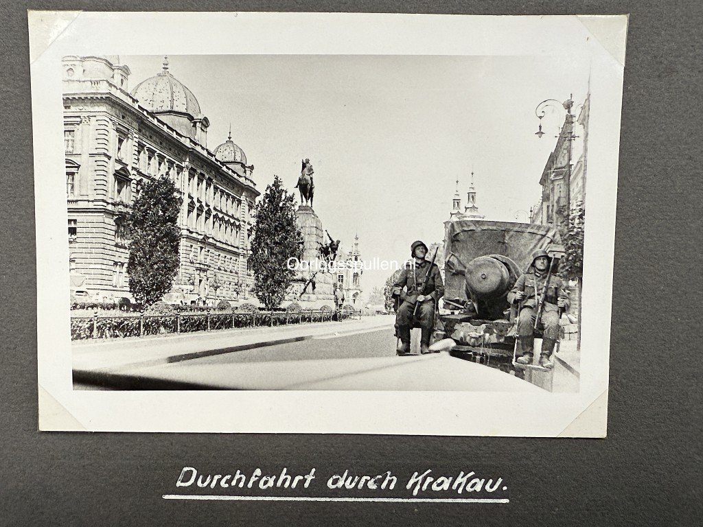 Original WWII German 'Polenfeldzug' photo album 3./Schwere Artillerie-Abteilung 641 — image 64
