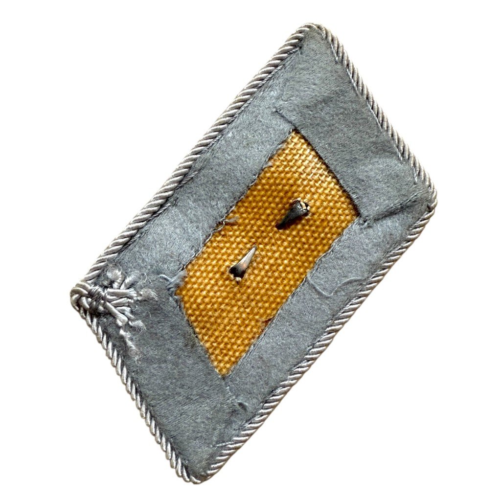 Original WWII German DRK portrait photo with collar tab — image 5