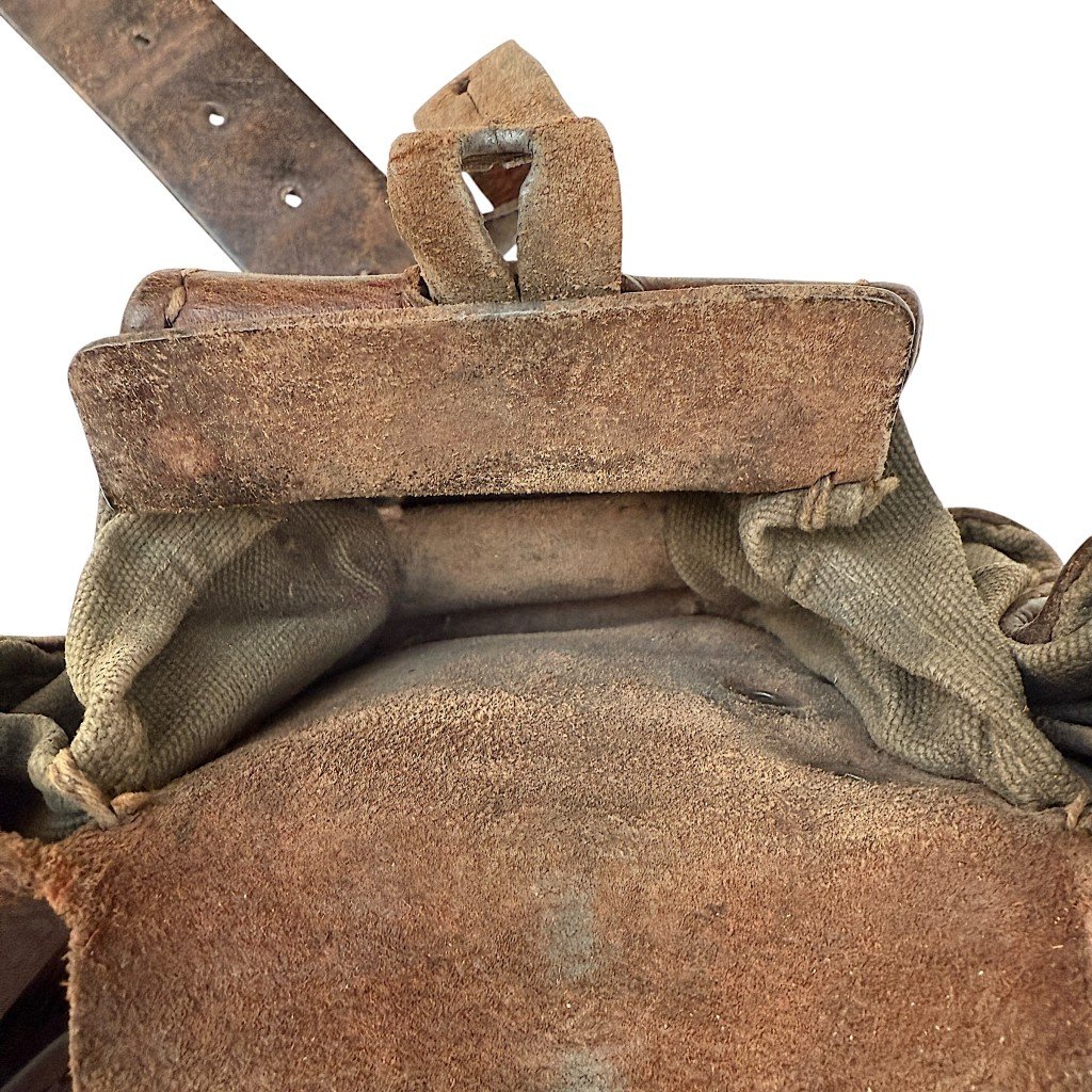Original WW1 Swedish M10 cartridge bandolier — image 3
